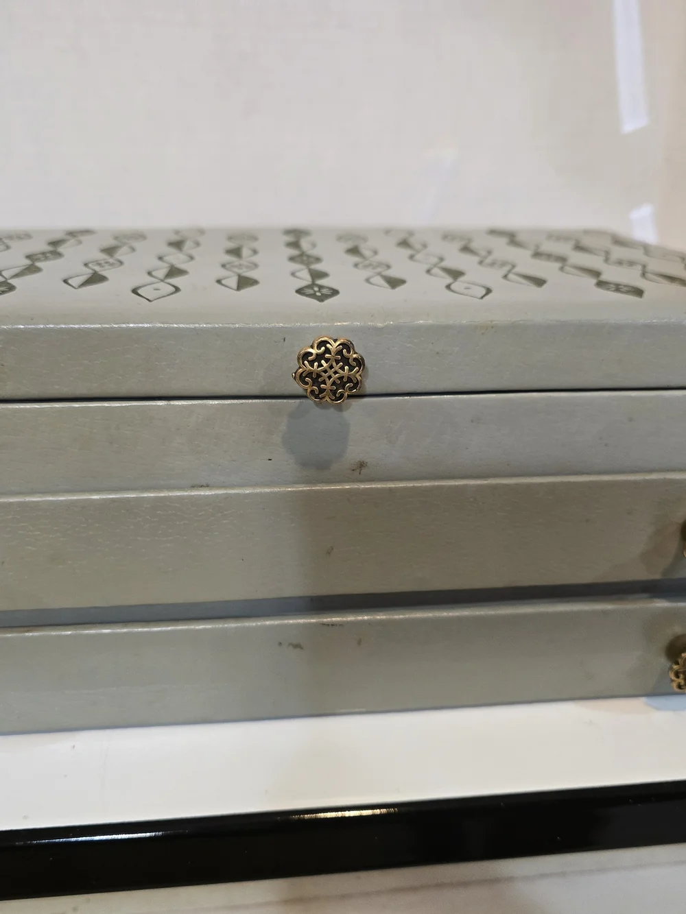 Decorative Olive Green Wooden Jewelry Box with Brass Knobs